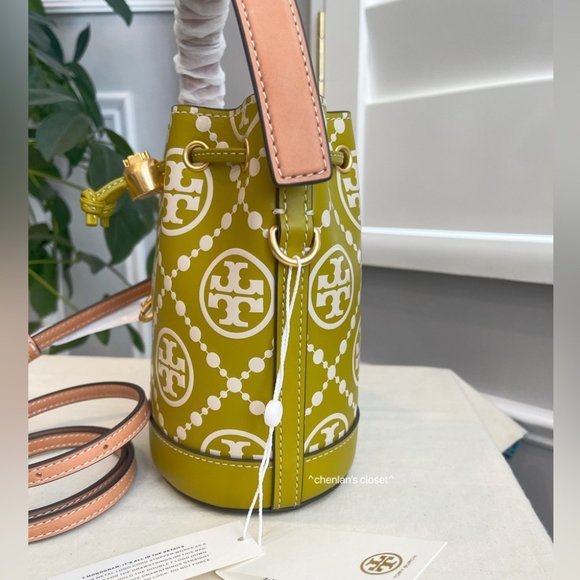 🔥NeW! Tory Burch T Monogram Embossed Contrast Mini Bucket Bag - Picture 13 of 17